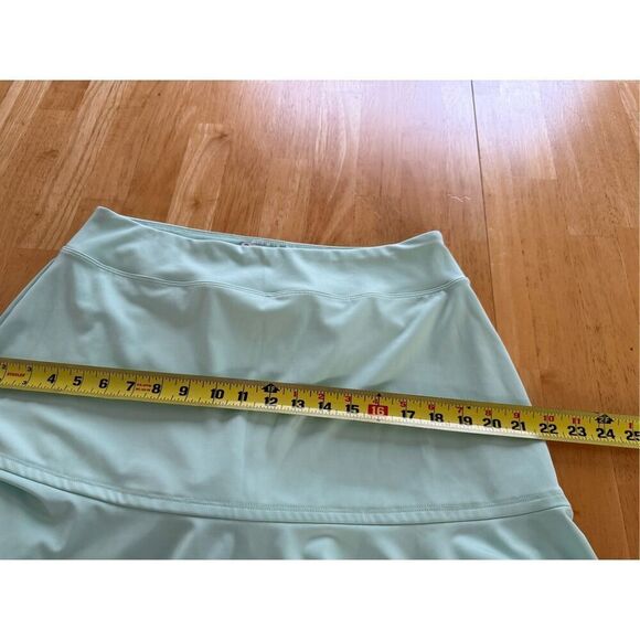 Tommy Bahama Mint Green Golf Ruffle Skort SZ L - Picture 8 of 10